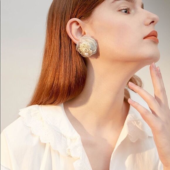 New gradient mesh flower with beaded earrings - Picture 1 of 14